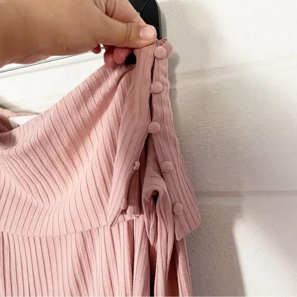 NWT Anthropologie Ribbed Off-The-Shoulder Long Sleeve Top in Mauve Size Medium - Picture 6 of 13
